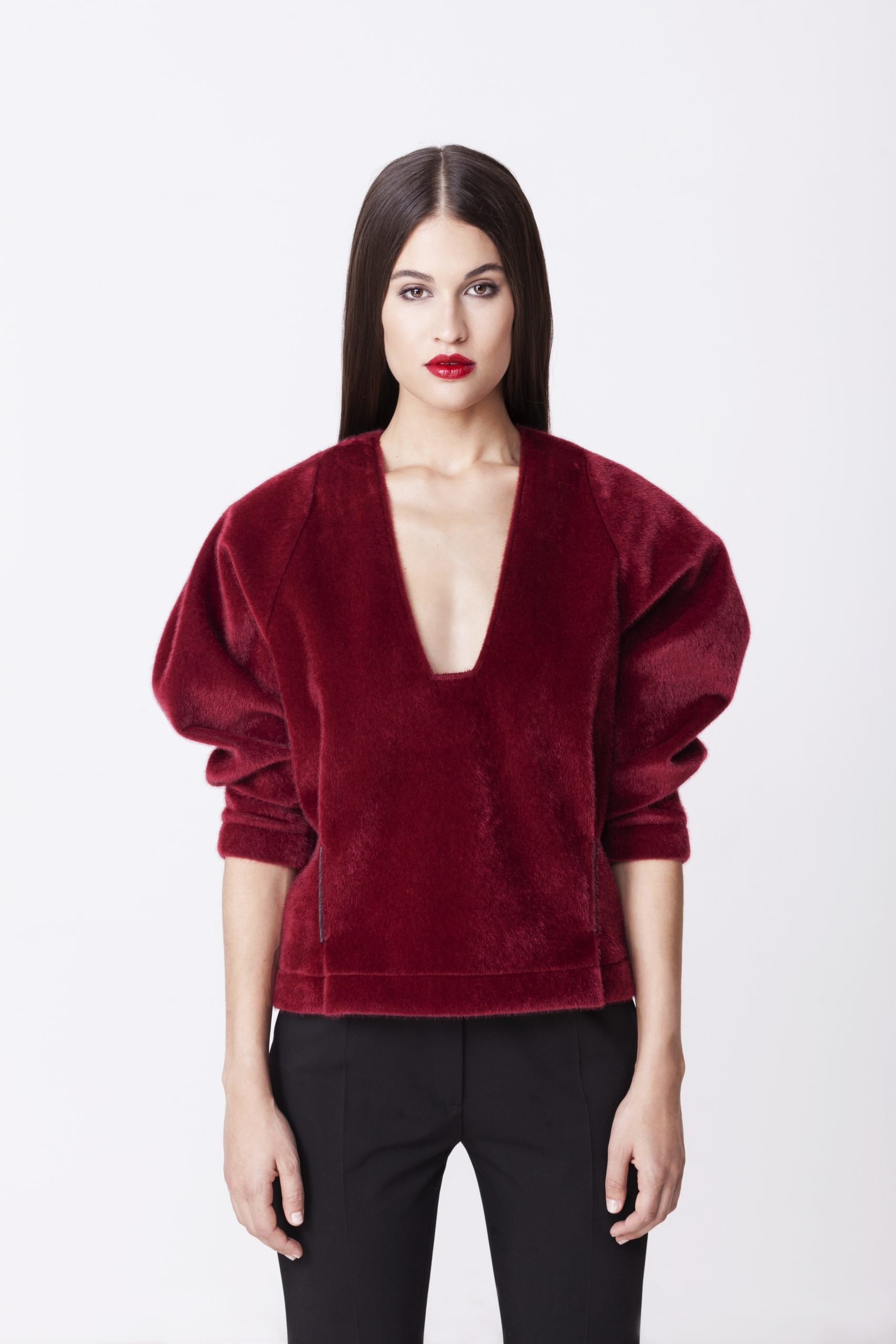 CHERRY QUEEN PULLOVER