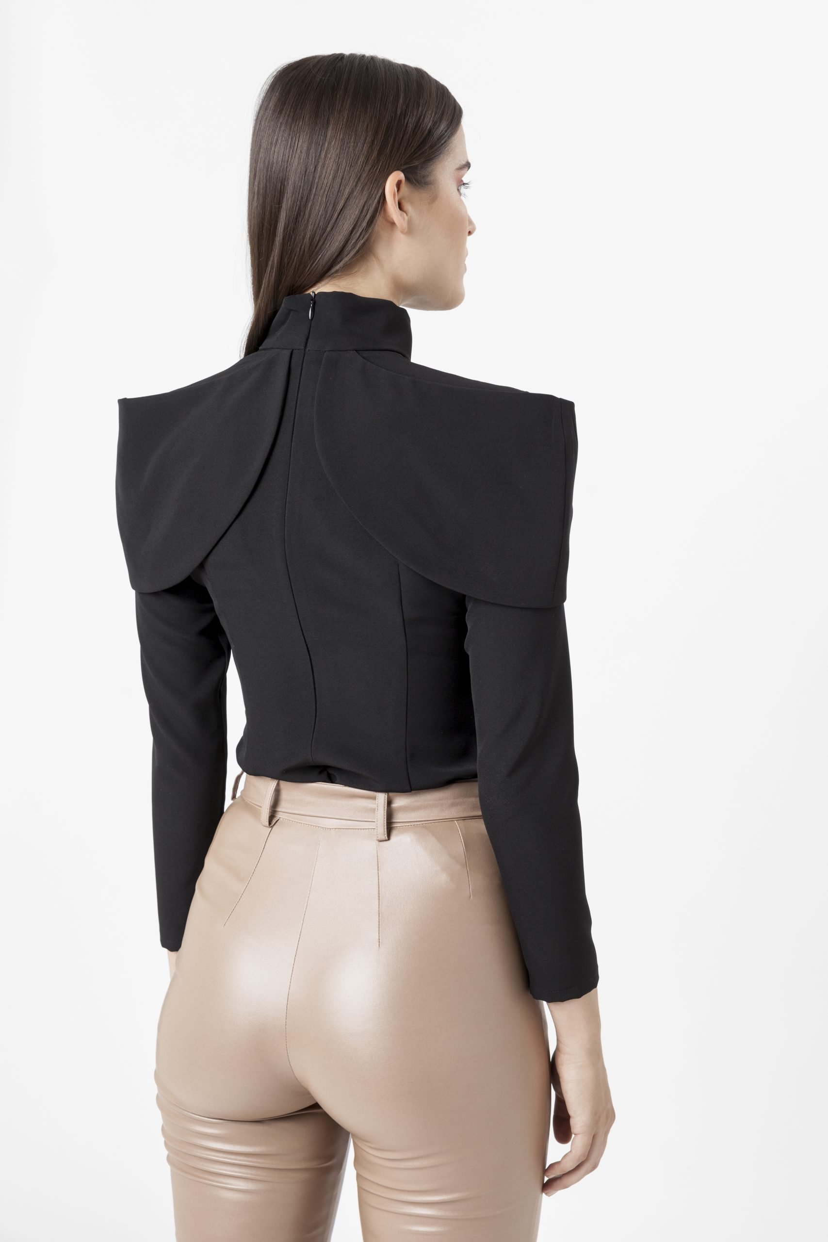 DRAMATIC BLACK BLOUSE - Image 3